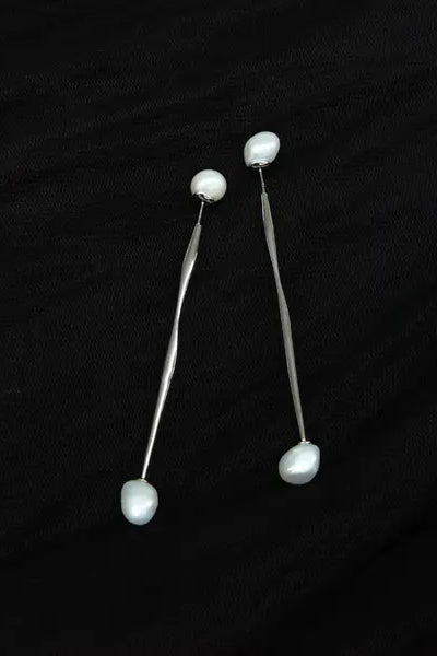 YVMIN straight line pearl earrings ss209801BL (pair)
